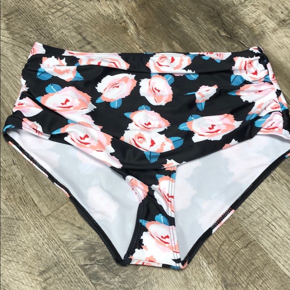 Swim bottoms bathing suit rose floral Nwt - Picture 3 of 4